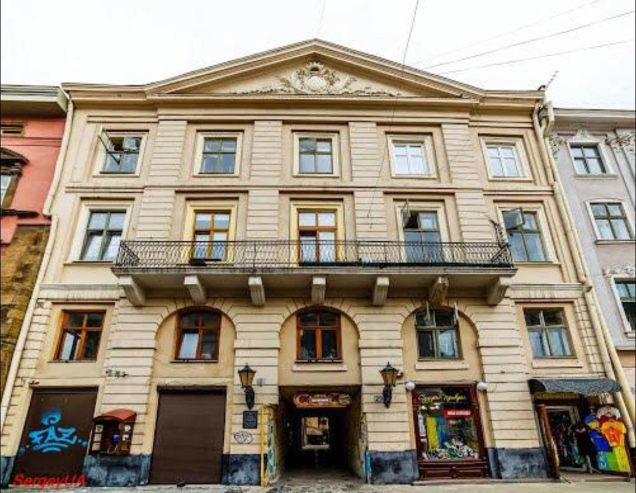 Apartment Ploscha Rynok Lviv Bagian luar foto